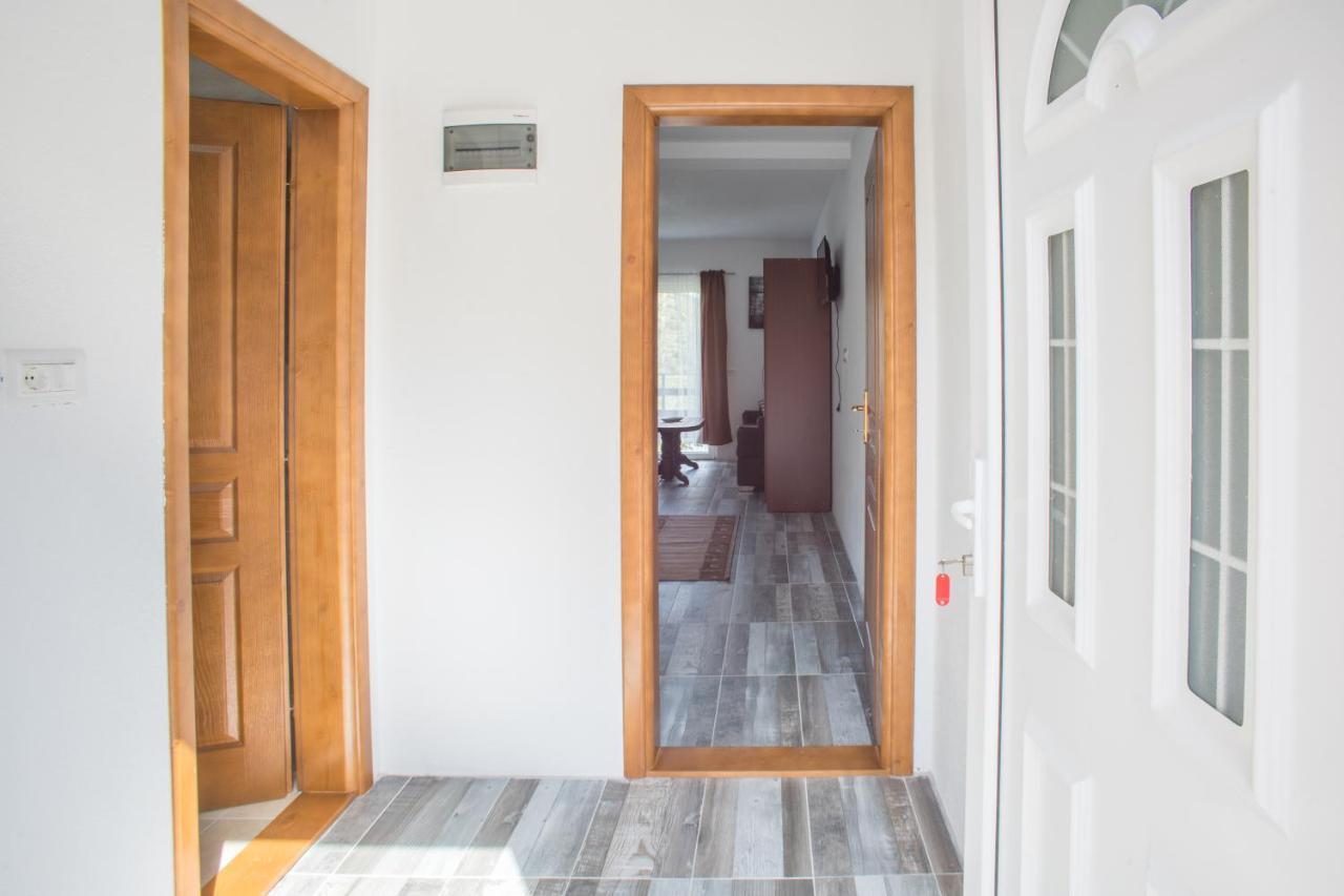 Apartmani Jezero Žabljak Εξωτερικό φωτογραφία