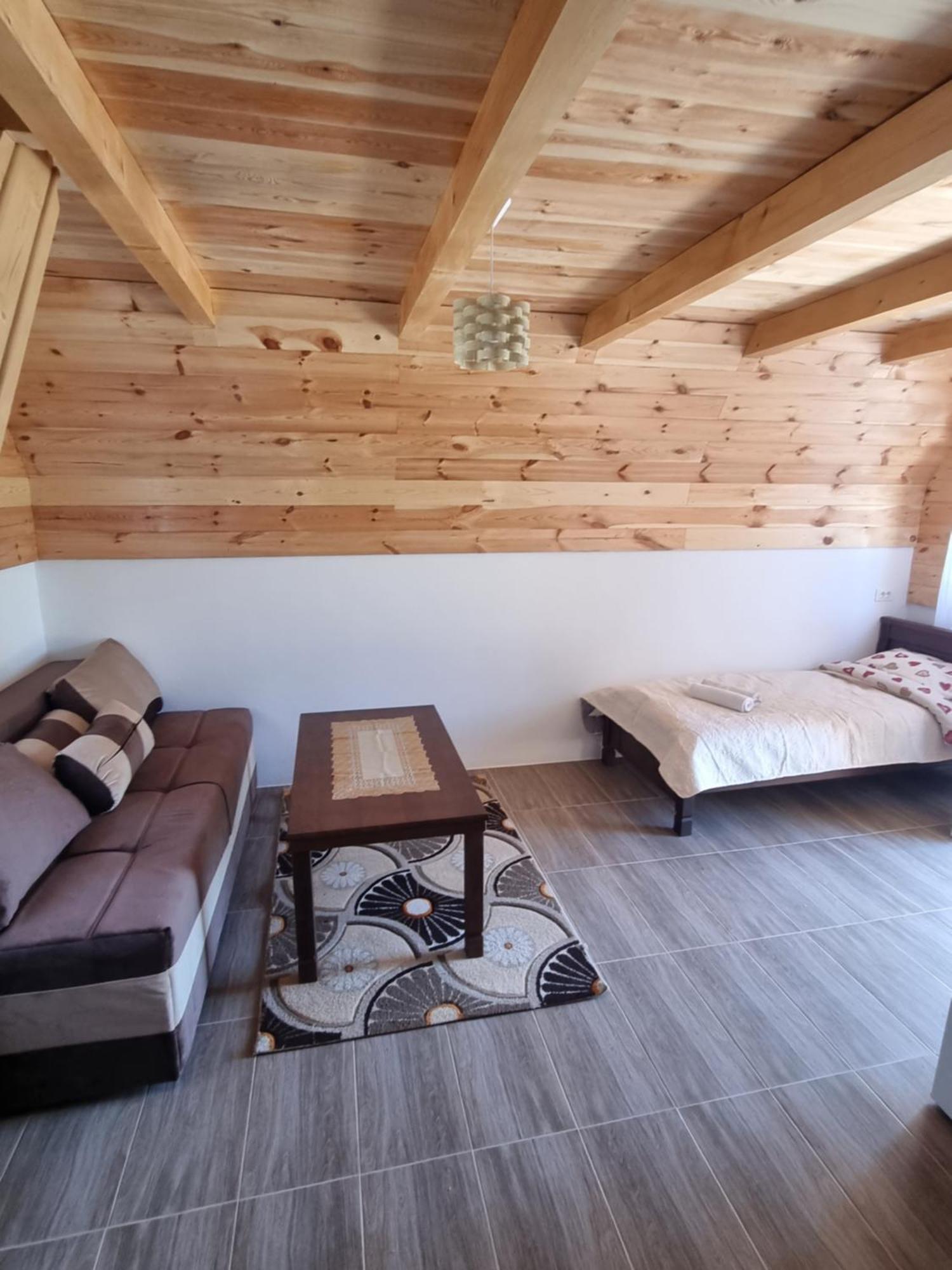 Apartmani Jezero Žabljak Δωμάτιο φωτογραφία